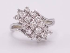 lot 12 image: Excellent 1.00 Carat Diamond Wave Estate Ring in 14k White Gold $1,750 Retail