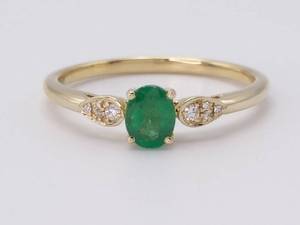 lot 32 image: Dark Green Natural Emerald and Diamond Estate Ring in 14k Yellow Gold