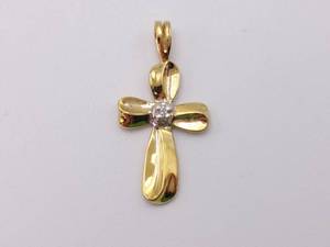 lot 58 image: Happy Diamond in Yellow Gold Ribbon Cross