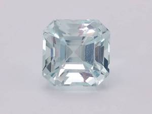 lot 11B image: 5.22 Carat Natural Aquamarine Gemstone $1,500 Retail