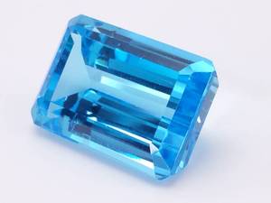 lot 11C image: 40.73 Carat Award Winning Designer Cut Natural Topaz Gemstone $2,500 Retail