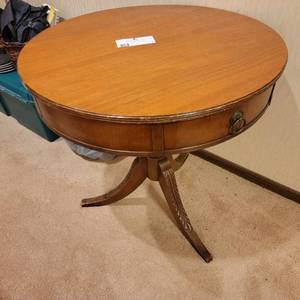 28x28 Antique Drum Table