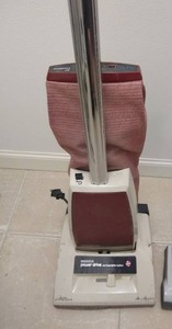 lot 98 image: Hoover Vacuum
