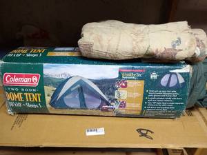 lot 134 image: Coleman Dome Tent & Blanket