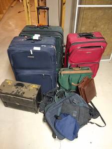 lot 193 image: Luggage Lot