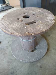 lot 215 image: Spindle