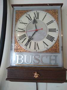 lot 227 image: Busch Beer Clock