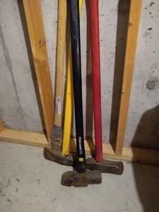 lot 254 image: Axes & Sledgehammer