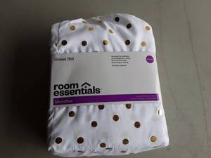 Brand New Queen Size Sheet Set