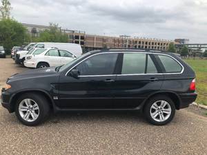 2004 BMW X5 4.4L - AWD
