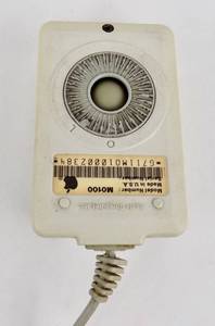 (1 of 2 lots) Vintage 1987 Apple Mouse M0110A (matches with Macintosh Plus Computer sold in lots 2 & 3)