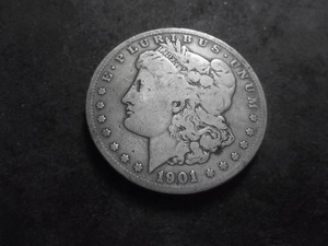 lot 39 image: 1901 S Morgan Silver Dollar