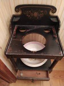 lot 295 image: Antique Wash Basin & Two Bowls
