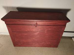 lot 433 image: Vintage Cupboard