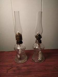 lot 434 image: Two Vintage Oil Lamps