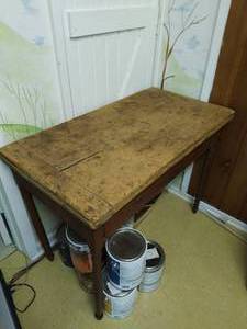 lot 443 image: Antique Desk
