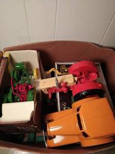 lot 449 image: Collection Of Vintage Toys