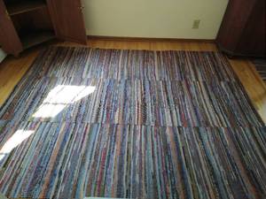 lot 21 image: Antique American Rag Area Rug