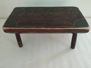 lot 30 image: Antique Wood Stool