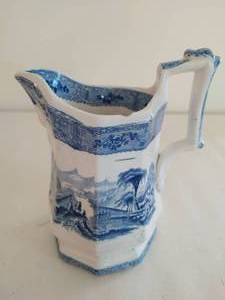 lot 35 image: Small Blue and White Creamer Pitcher