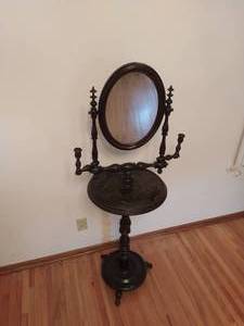 lot 331 image: Antique Swiveling Mirror Stand