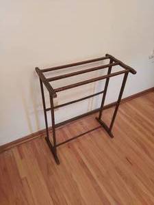 lot 339 image: Blanket or Towel Rack