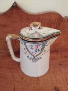lot 363 image: Nippon Pitcher