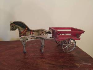 lot 102 image: Toy Horse & Carriage