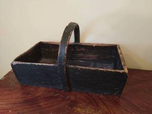 lot 129 image: Antique Wood Basket