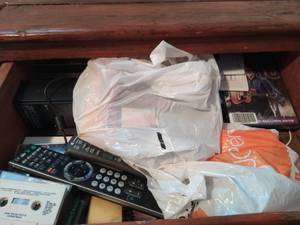 lot 216 image: Contents Of Dresser