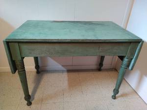 lot 217 image: Vintage Drop Leaf Table