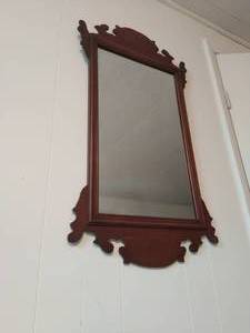 lot 218 image: Vintage Hanging Wall Mirror