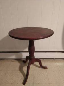 lot 245 image: Vintage Round Accent Table