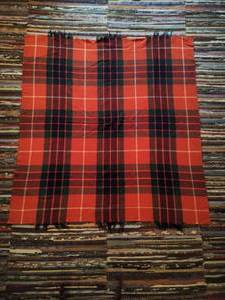 lot 266 image: Vintage Red Plaid Blanket