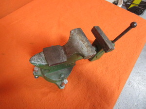 4 Bench Vise