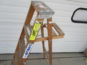 6 Wood Step Ladder