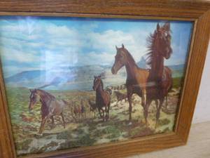 lot 38 image: Vintage Holographic Picture