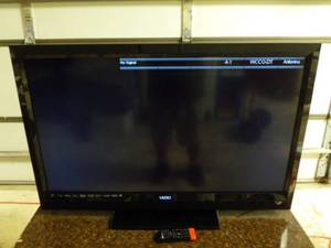 lot 101 image: Vizio Flat Panel TV