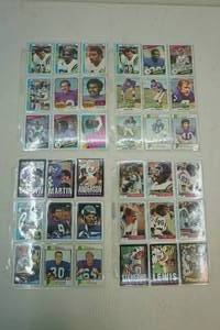 lot 119 image: Football cards