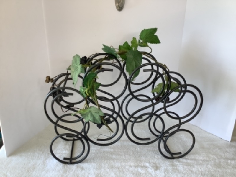 Wine Rack - Hold 8 Bottles of Wine