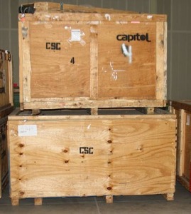 lot 44 image: Lot of 2 Large Wooden Crates - as Pictured