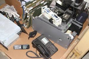 lot 94 image: Miscellaneous Lot of Items - as Pictured