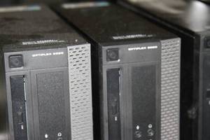 lot 109 image: Lot of 4 - Dell OptiPlex 3020 Small Form Factor Micro Computers