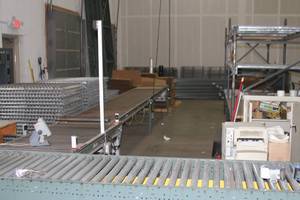 lot 15 image: Hytrol Roller Conveyor with Avery Weigh-Tronix Automated Dimensional System
