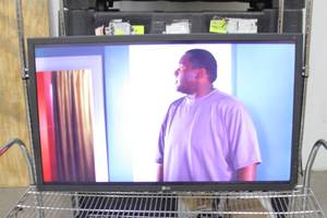 lot 191 image: LG Widescreen Commercial 1080p 47 Full HD Monitor  Display - Model 47WS10-BAA