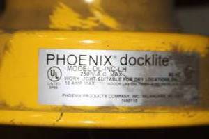 lot 100 image: Phoenix Modular Loading Dock - Truck Light  DockLite Model DL-INC-LH & DL-42-ARM