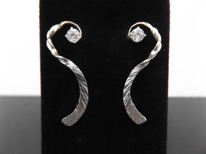 .925 Sterling Silver Zirconia Swirl Post Earrings