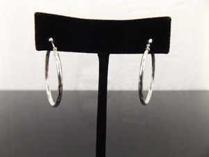 .925 Sterling Silver Oval Hoop Hinged Clasp Earrings
