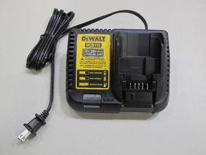 lot 435 image: DeWalt DCB115 12V20V Lithium Ion Battery Charger