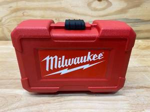 lot 61 image: MILWAUKEE Hole Dozer General Purpose Bi-Metal Hole Saw Set (9-Piece)